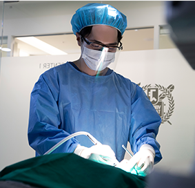 임플란트 식립 및 임시치아 장착